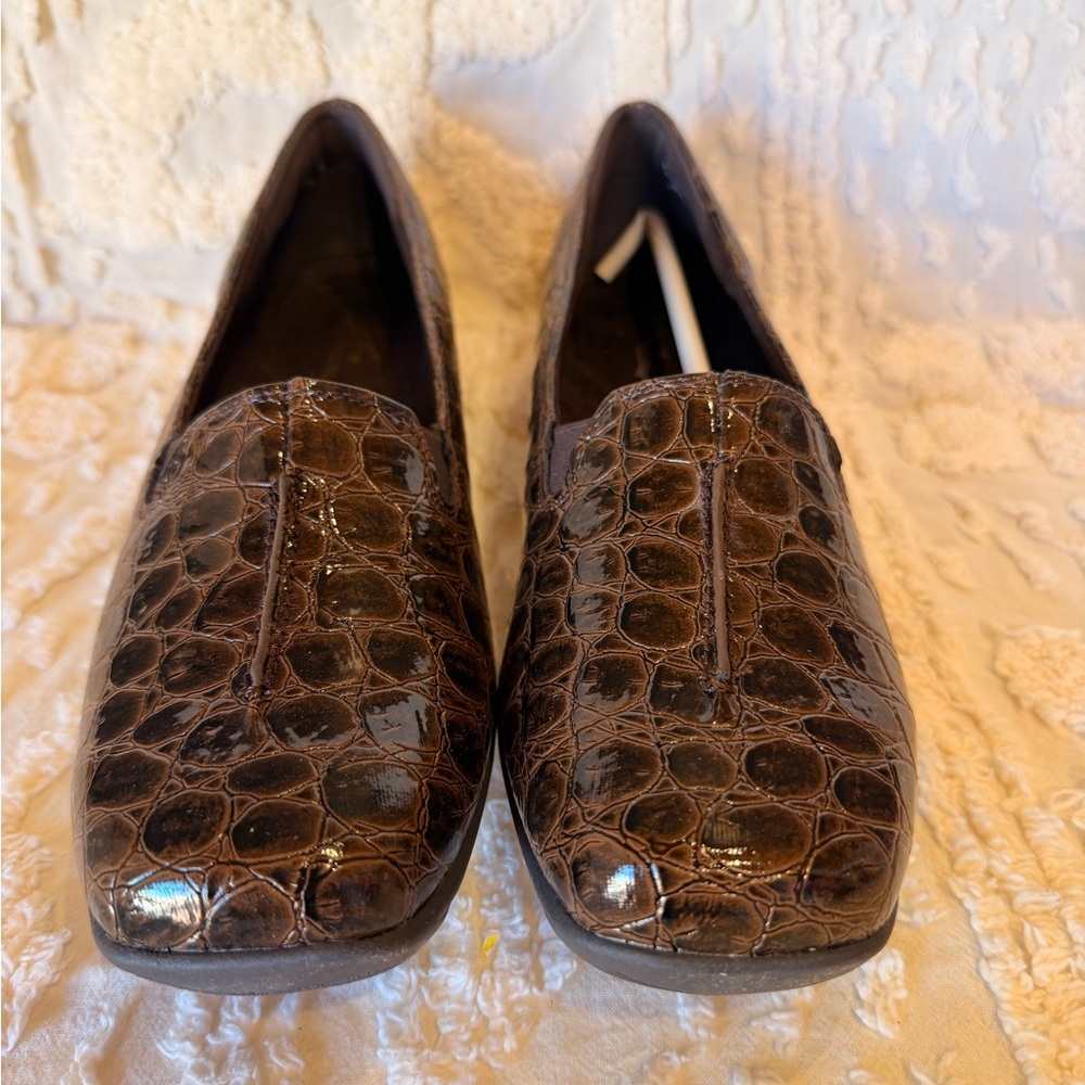 Easy Street Dark Brown Croc Patent Slip-On Loafers #518 - Picture 2 of 3
